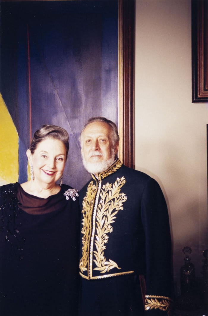 <a href="/galeria/alberto-da-costa-e-silva-em-sua-residencia-em-laranjeiras-com-esposa-na-noite-de-sua-posse">veja mais detalhes</a>